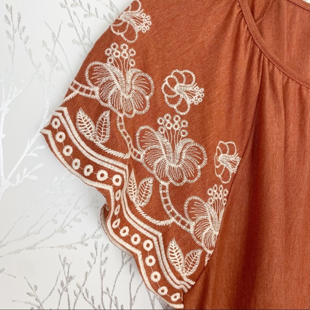 FEVER Short Sleeve BOHO Embroidered Top Rust NWT - Picture 3 of 7